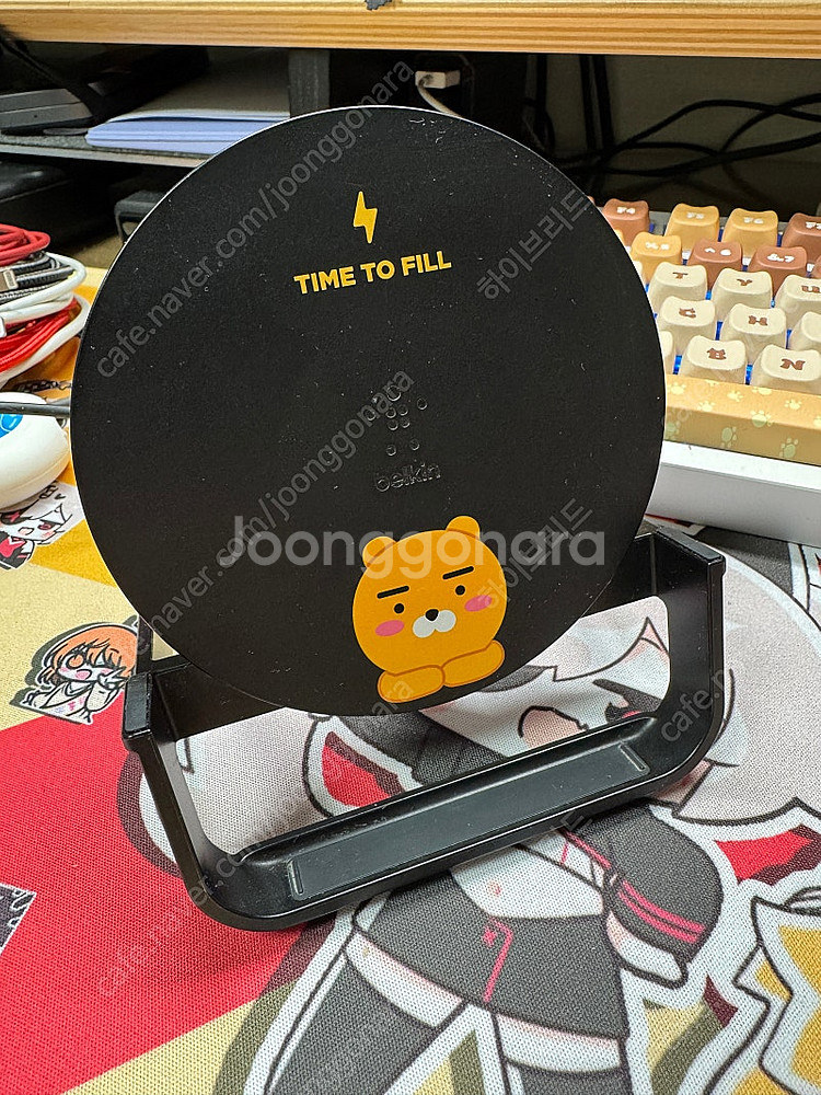 벨킨 부스트업 라이언 무선충전기(10W) 판매합니다.--1