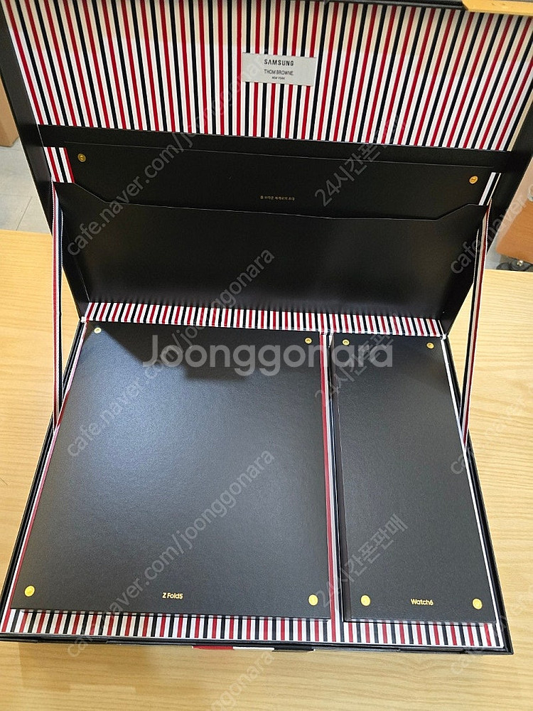 갤럭시Z폴드5톰브라운에디션512gb 국내판풀세트단순개봉...--3