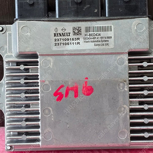 (중고) SM6 중고품 ECU (구매전전화필수) 237109153R / 237105111R