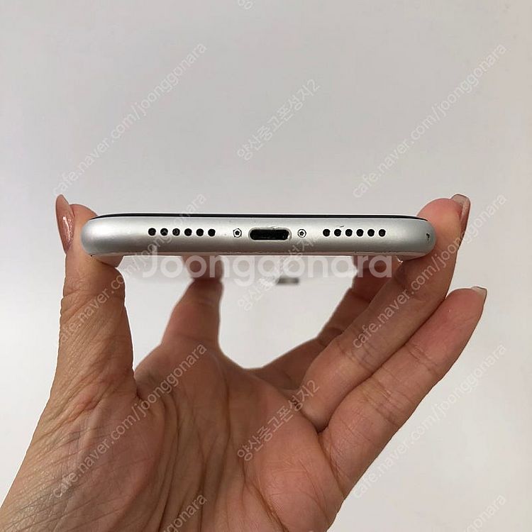 (양산중고폰) 73834 아이폰XR 화이트 64GB 판...--3