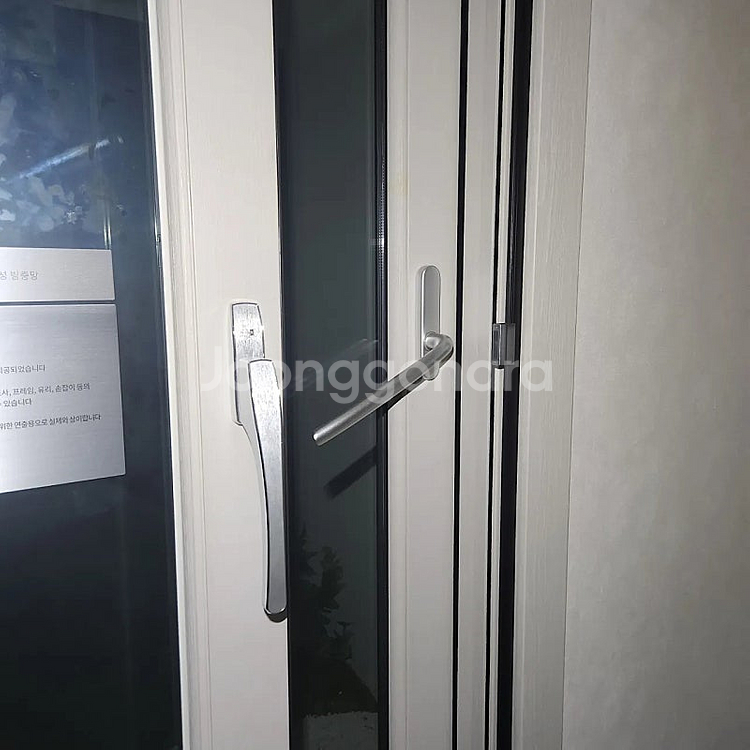 3월19일️부산해운대모델하우스️에서해체한 현대L&C 레하우...--1