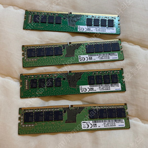 삼성 DDR4 RAM 16GB 3200 1개