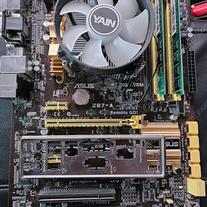 i7 4770k + ASUS Z87-A + DDR3 16GB