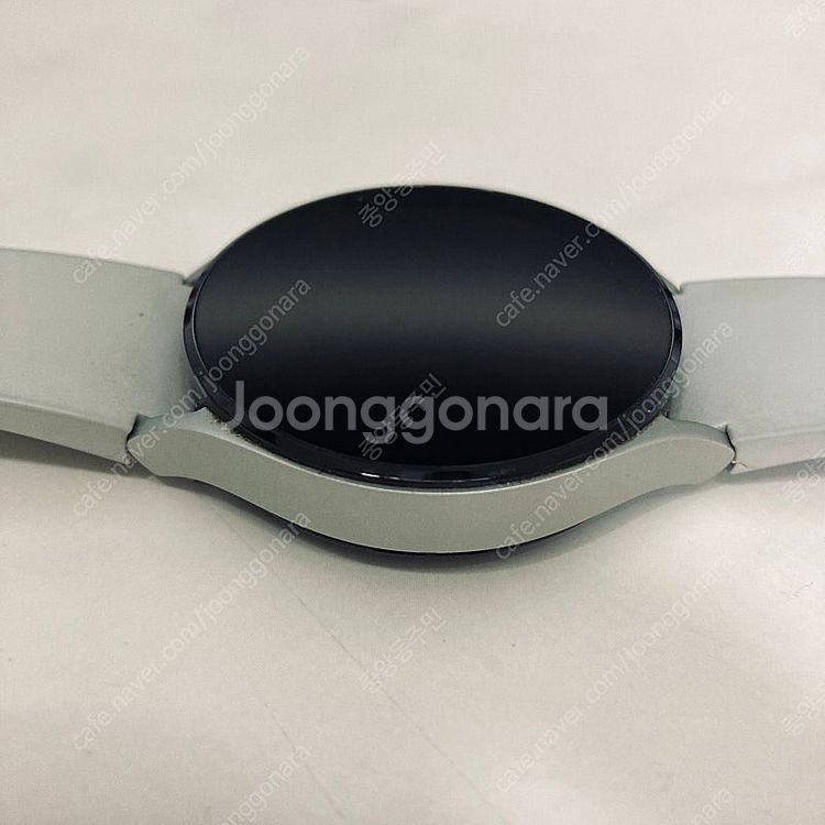 갤럭시 워치4 실버 44MM S급 케이블포함 7만5천원...--3