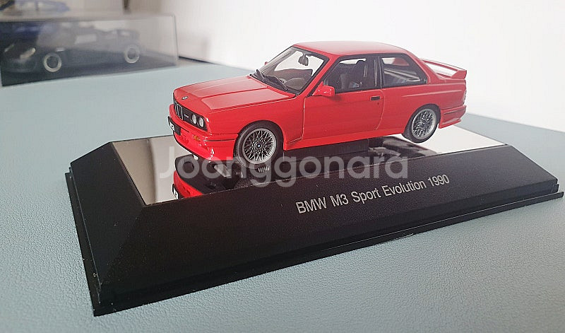 1:43 다이캐스트 오토아트 밀레니엄 BMW M3 19...--4