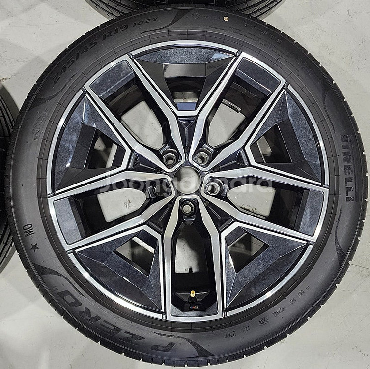 ☆판매☆ BMW G60 936m 5시리즈 19인치 휠타...--4