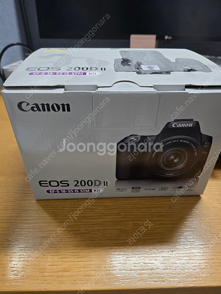 Canon 200d 2--4