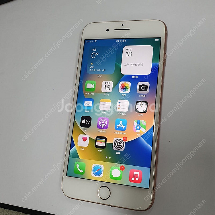202327 아이폰8플러스 로즈골드 64기가 무잔상중고 성능100% 메인폰 추천 18만원--1