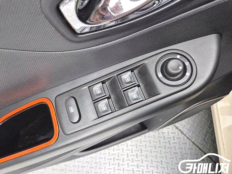 [르노코리아(삼성)]QM3 디젤 1.5 LE (5인승) 2015 년 중고차☆전액할부☆중고리스☆첫차☆ 이미지