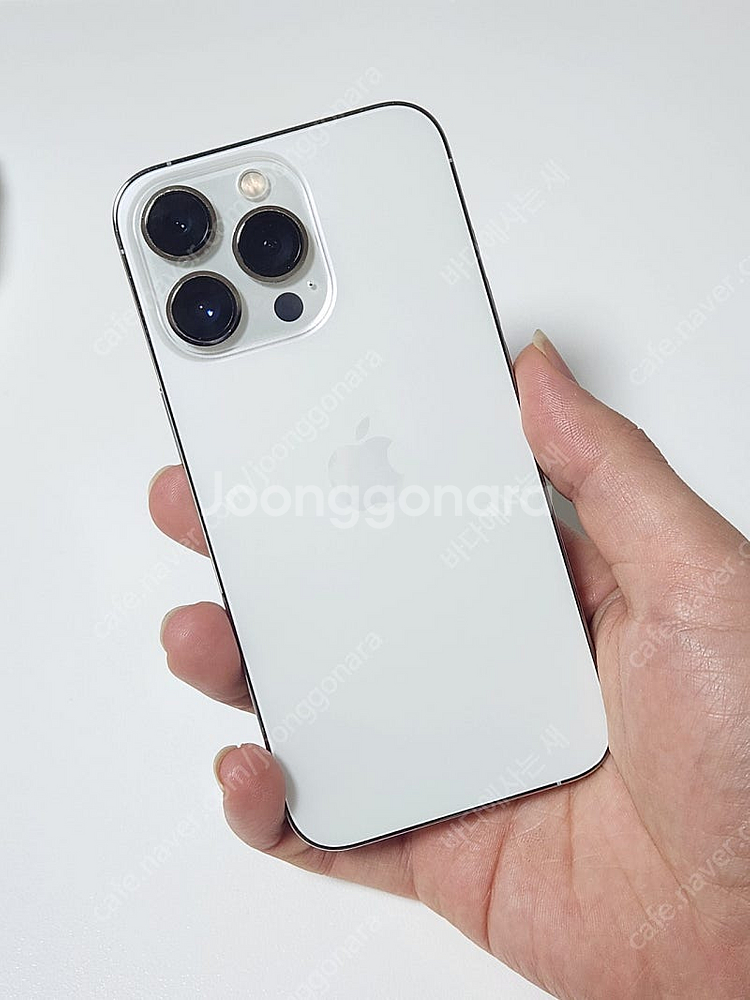 아이폰 13pro 256g 화이트 판매합니다~--0