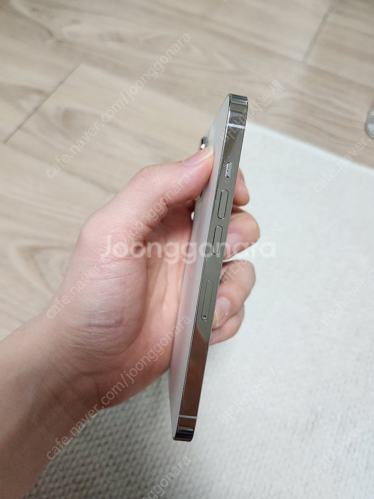 아이폰 13pro 256g 화이트 판매합니다~--5