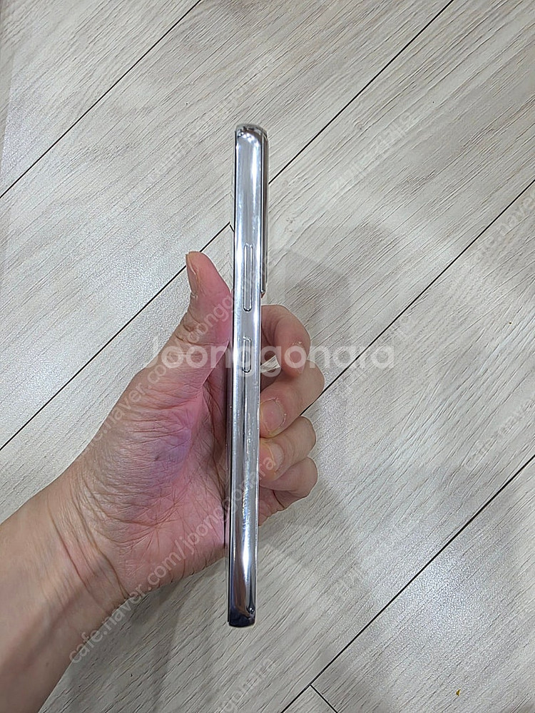 갤럭시S22 256기가 화이트 판매합니다^^--2