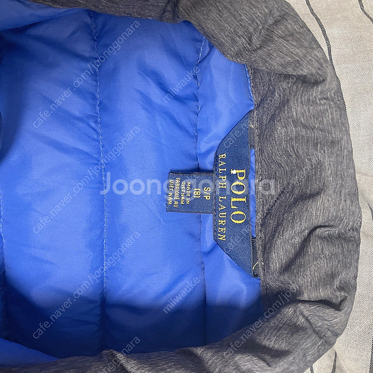 폴로 아동 키즈 경량 패딩 점퍼 S(8)사이즈 판매합니다--2