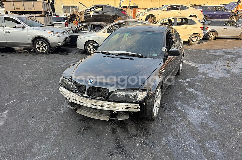 BMW E46 후기형 330i 부품차 각개합니다 뒷범퍼...--0