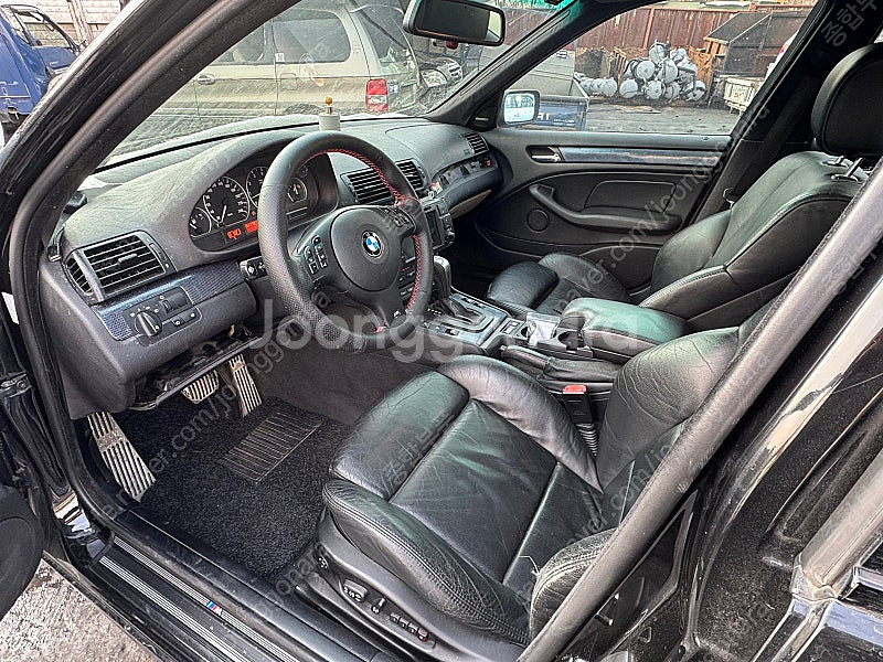 BMW E46 후기형 330i 부품차 각개합니다 뒷범퍼...--2