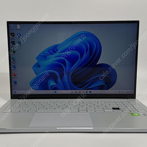 [삼성] 갤럭시북 이온 NT950XCR-G58A / i5-10210U, 8GB RAM, 512GB SSD, MX250, 15.6인치 FHD