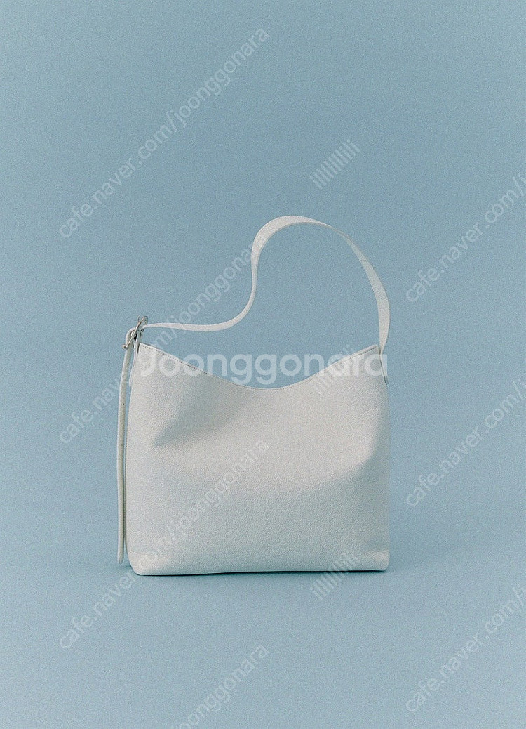 르베인 가방 Annus Hobo Bag white (타...--5