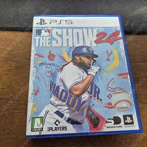 PS5 MLB THESHOW 판매합니다.