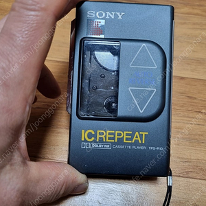 SONY 워크맨 어학기 TPS-R10 GREY 색상 정크기기 판매 합니다.