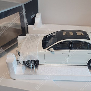 1:18 NOREV / MERCEDES BENZ S CLASS W223 / WHITE / 노레브 벤츠 S 클래스 화이트 판매합니다.