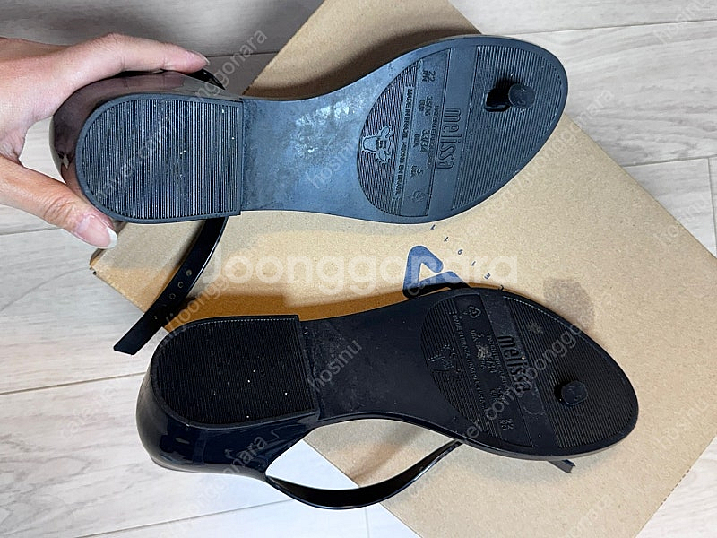 비비안웨스트우드x멜리사 샌들 팝니다.(중고-220)--3