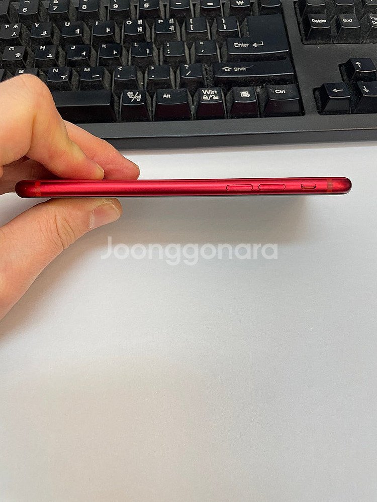 아이폰SE2 화이트 64GB 상태좋은 중고14만팝니다.--6