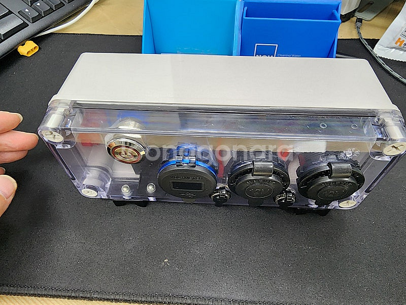 캠핑파워뱅크 용 12v 파워탭 판매합니다--5