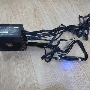 마이크로닉스 1000w 브론즈 풀모듈러 / 무상 남음