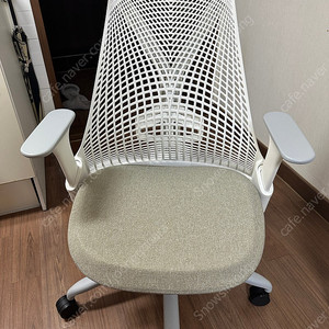 허먼밀러 세일체어
