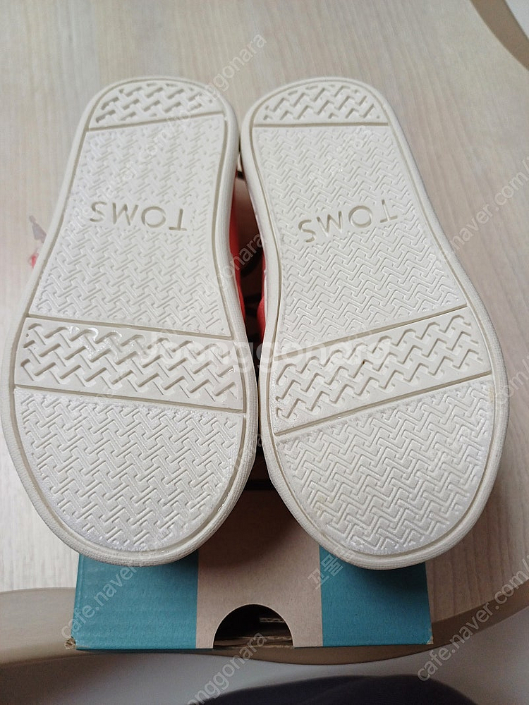 탐스 TOMS 아기 신발 새신발 새상품 (가격표도 그대...--4