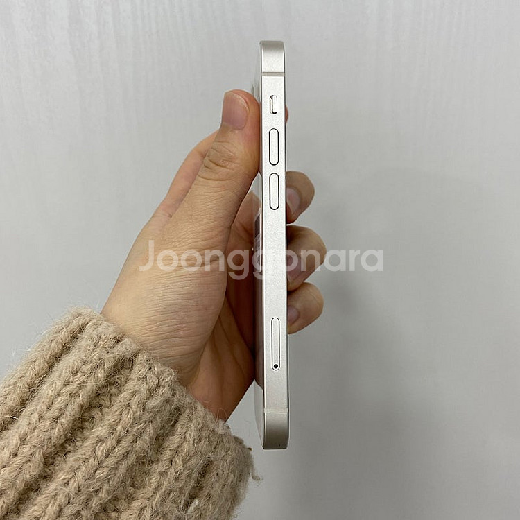 69659 아이폰13미니 256기가 화이트 팝니다 배터...--6