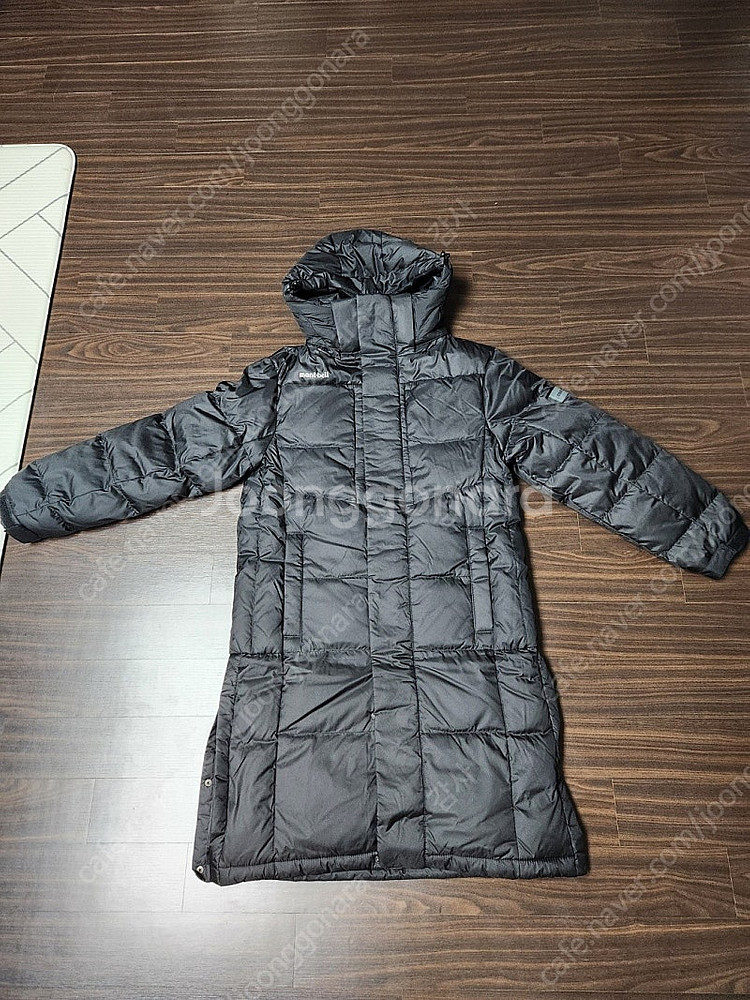 몽벨 롱패딩 2회 착용 상태A+++(반값택배 포함금액)--1