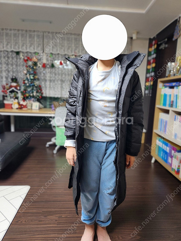 몽벨 롱패딩 2회 착용 상태A+++(반값택배 포함금액)--4