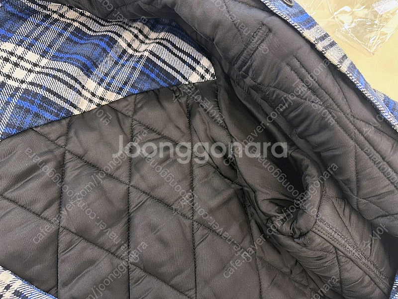오프화이트 OMEA201F19F33003 블루 누빔 체...--6