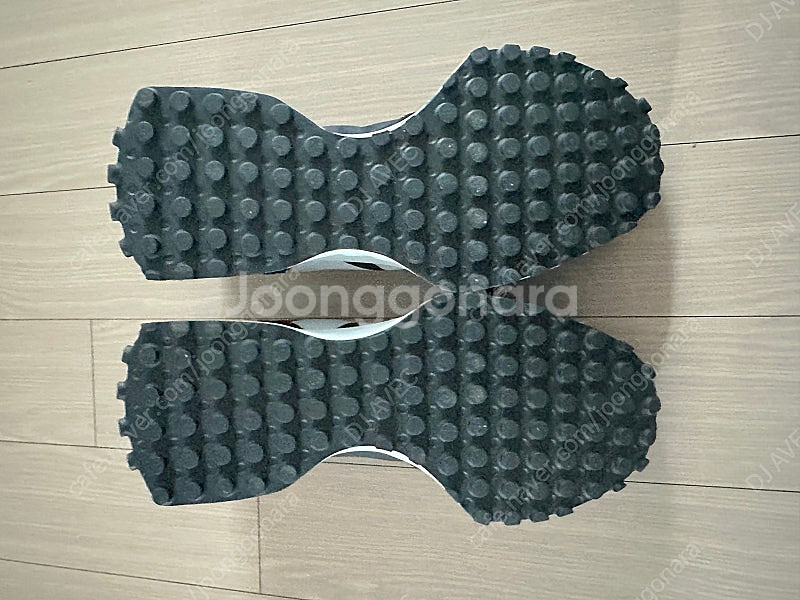 뉴발란스 327 블랙 260사이즈 정품--3