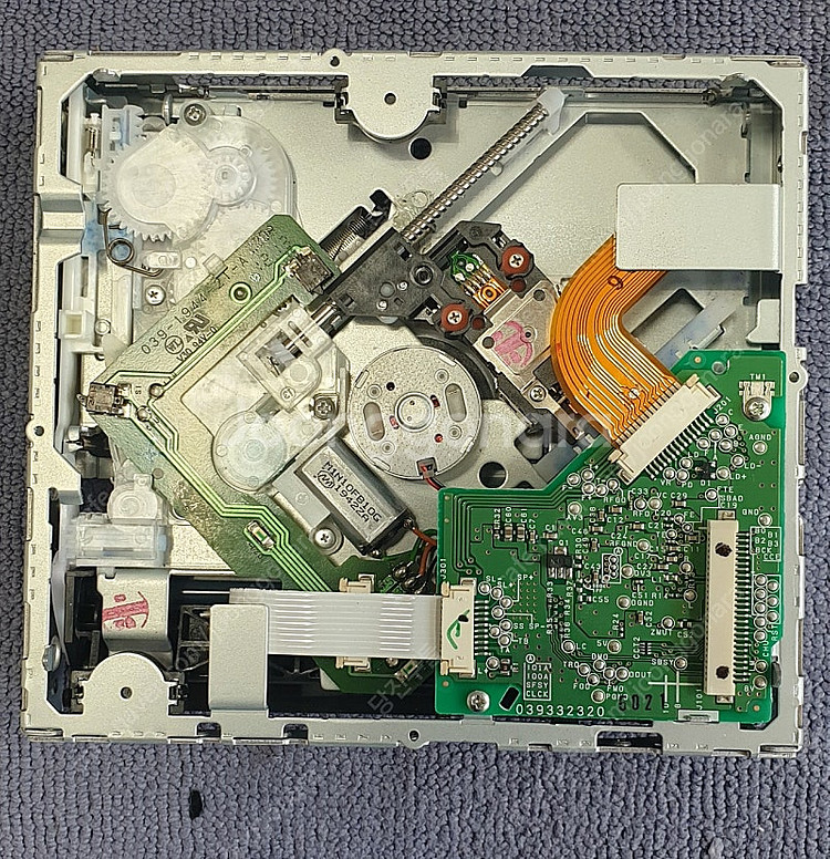 클라리온 CD메카니즘 판매합니다--1