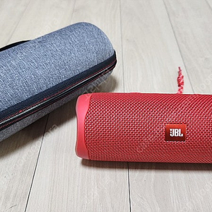 JBL FLIP5/플립5 블루투스 스피커 팝니다.