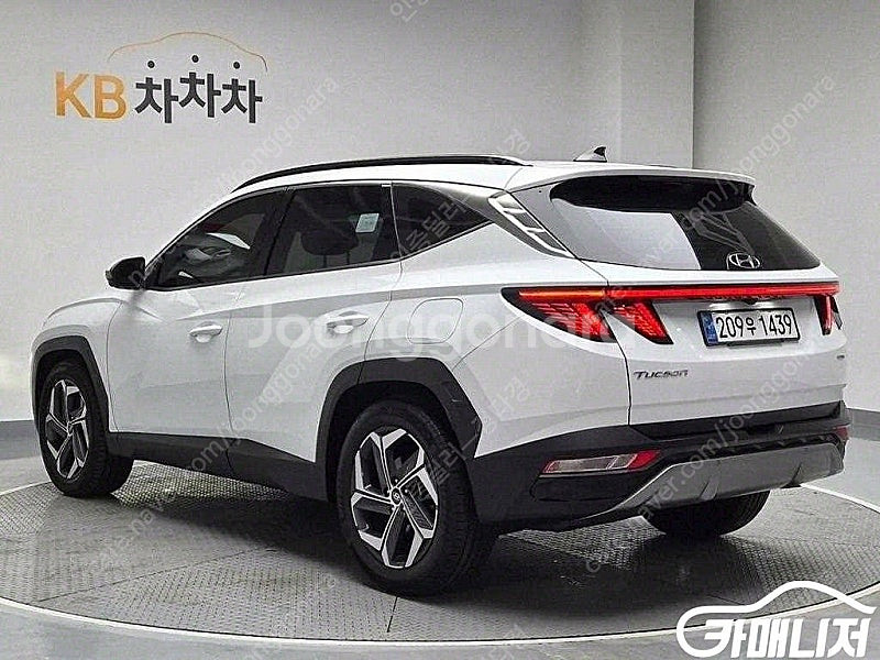 [현대]투싼 (NX4) 디젤 2.0 2WD 인스퍼레이션...--2