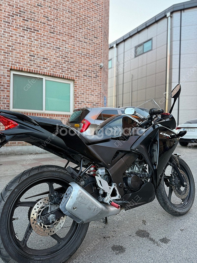 [점검완료]혼다 CBR125R 14년식 블랙 소모품올교...--5