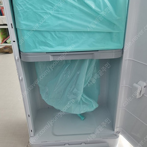 매직캔 27l 화이트 새거팝니다