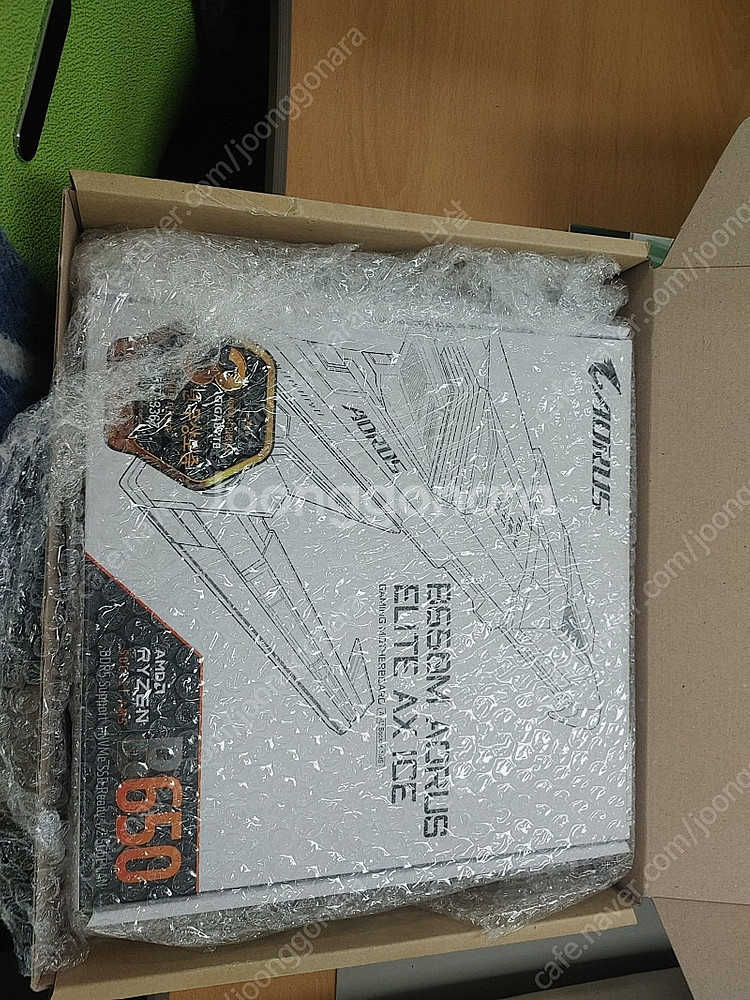 GIGABYTE B650M AORUS ELITE AX ...--0