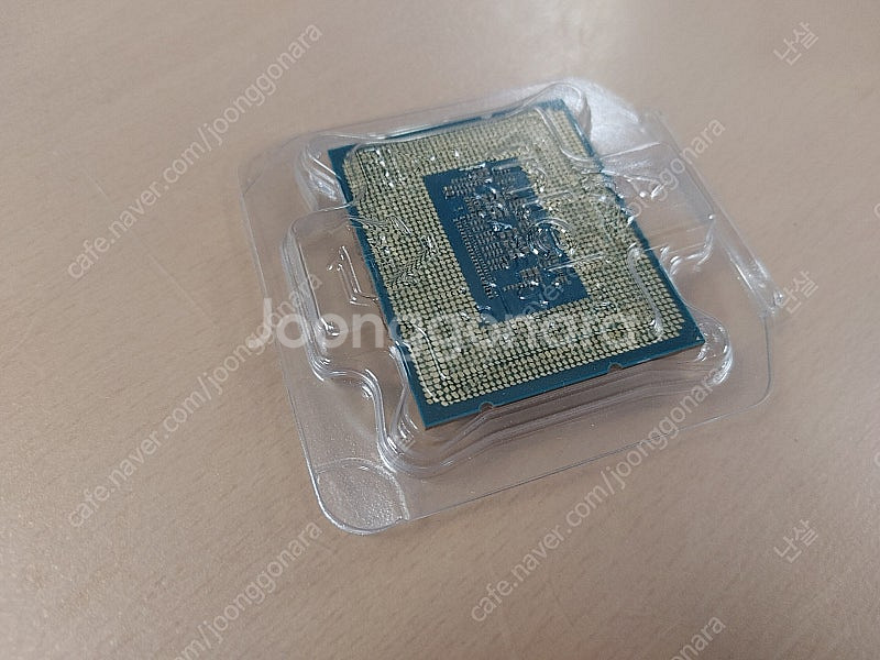 인텔 12세대 i5-12600K 벌크 CPU 택배비포함...--1