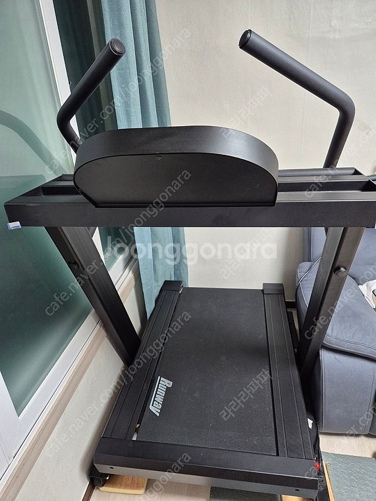 런닝머신 런웨인 200 경사조절가능 팝니다--1