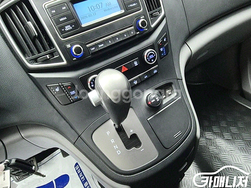 더 뉴 그랜드 스타렉스 4WD 웨건 12인승 2021 ...--2