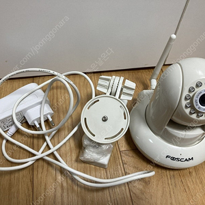 FOSCAM 포스캠 FI9821P IP Camara 카메라 cctv 2세트 팝니다. (택포2.4만)