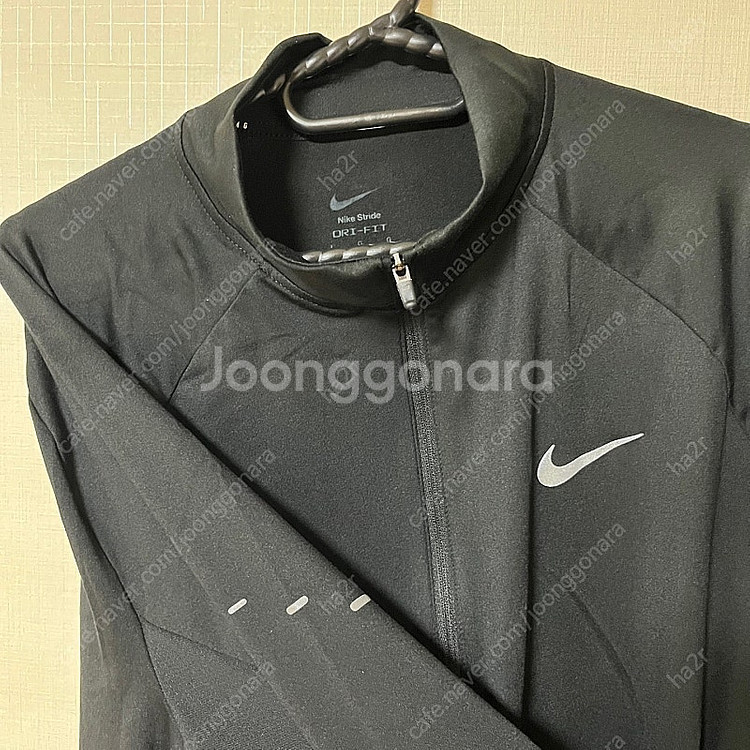 [새상품급 1회착] 나이키 러닝 반집업 긴팔 블랙 L사이즈 팝니다.--2