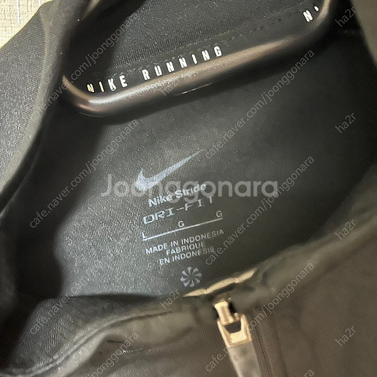 [새상품급 1회착] 나이키 러닝 반집업 긴팔 블랙 L사이즈 팝니다.--3