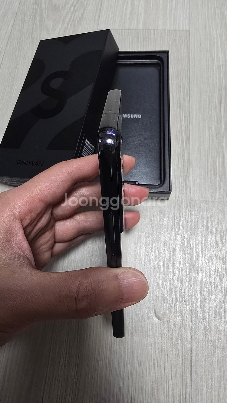 갤럭시S22 블랙 256G 팝니다.--5