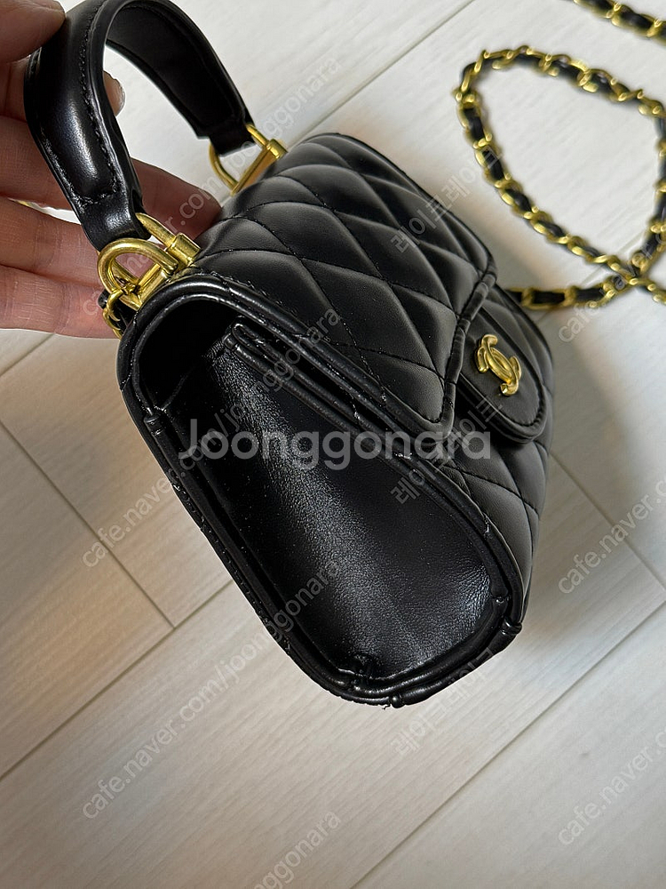 [판매 새상품] 샤넬 뷰티 미니 퀼팅 크로스백 토트백--3