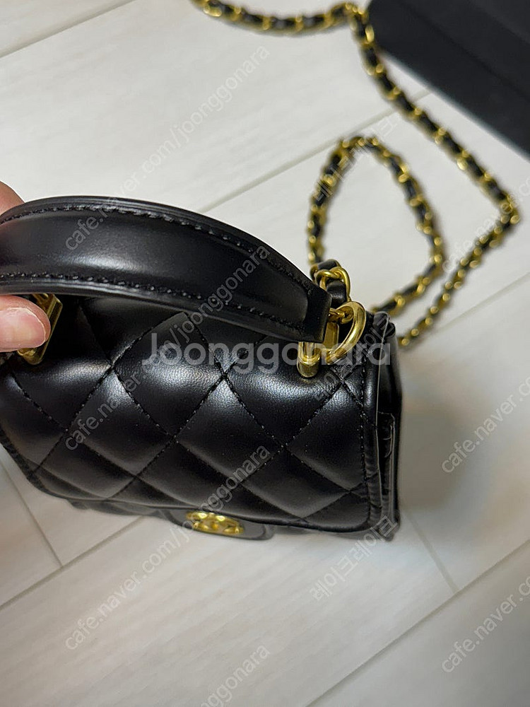 [판매 새상품] 샤넬 뷰티 미니 퀼팅 크로스백 토트백--4